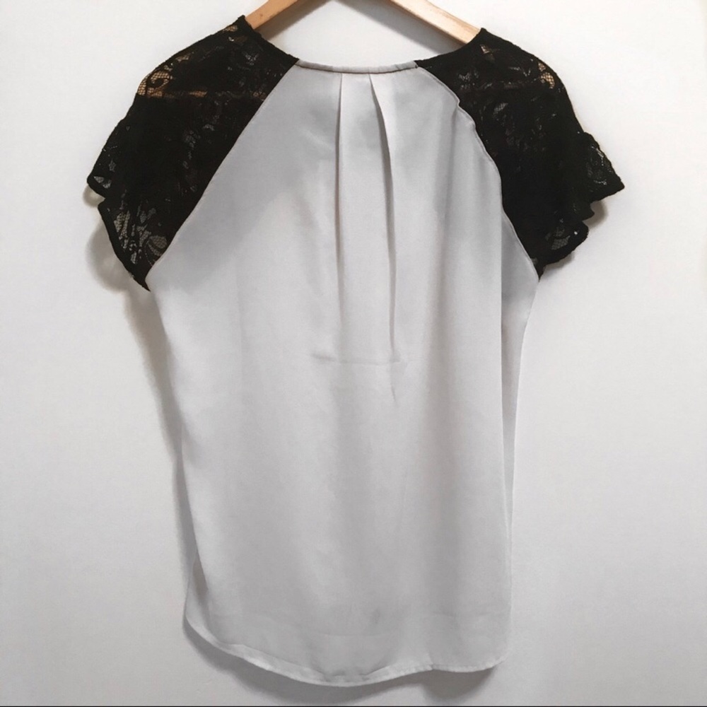 Anthropologie Maeve Penumbra Lace Blouse-XS EUC - Picture 4 of 6
